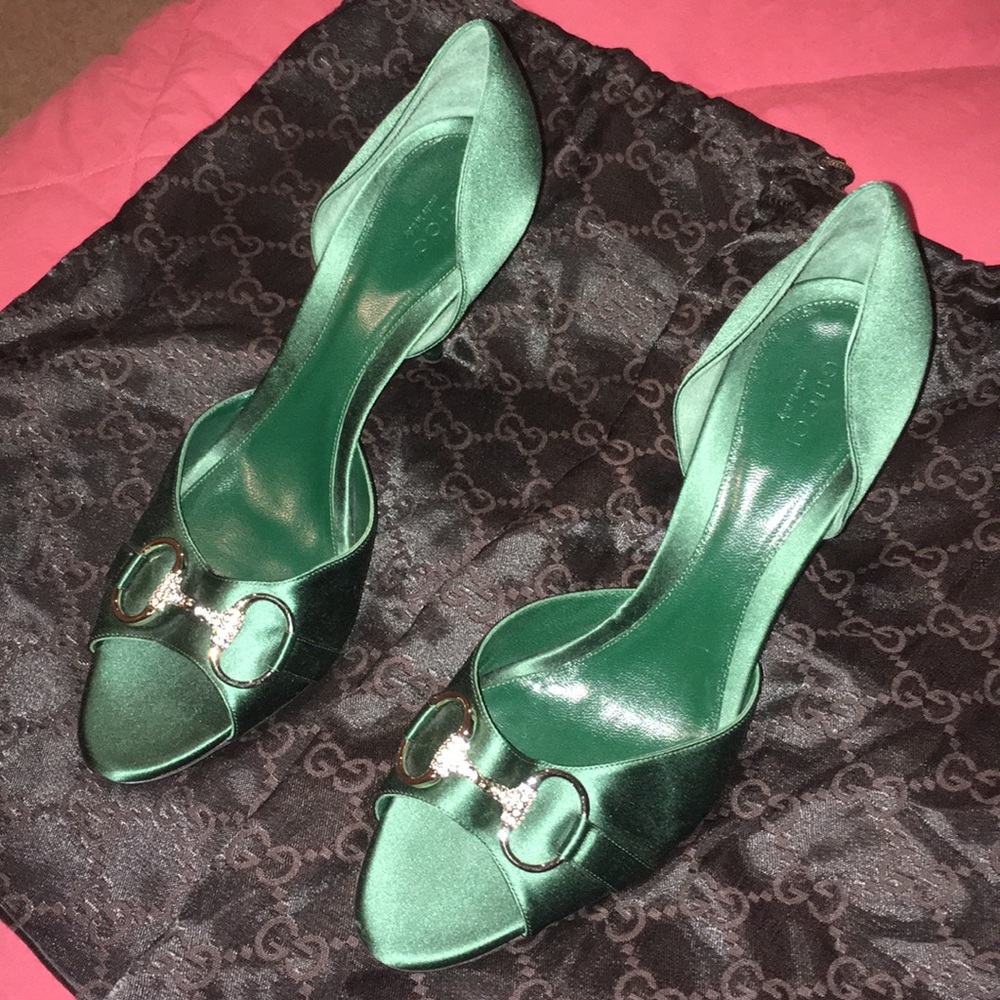 Ladies Size 9B Gucci Forest Green Satin Heels